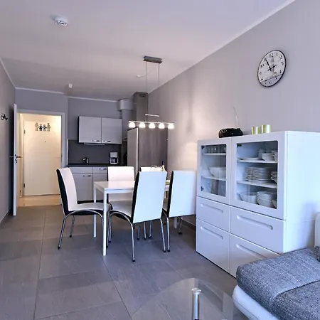 Res 408 - Residenz - Teilseeblick Daire Scharbeutz