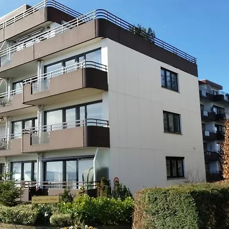 Res 408 - Residenz - Teilseeblick *