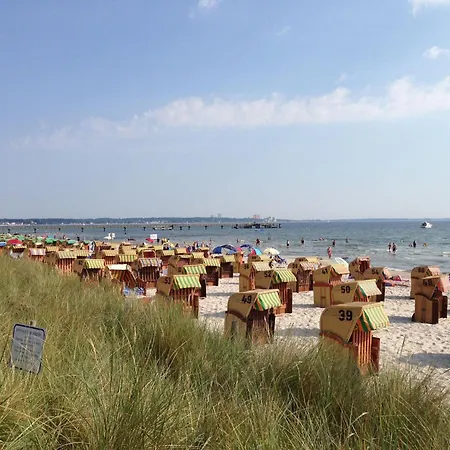 Res 408 - Residenz - Teilseeblick *