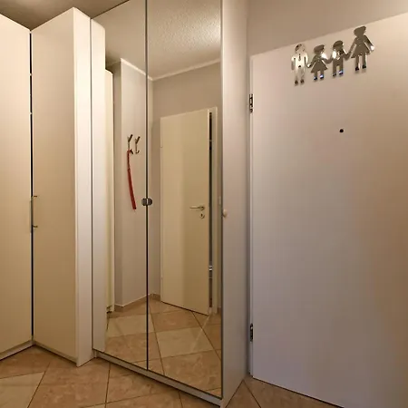 Res 408 - Residenz - Teilseeblick Scharbeutz