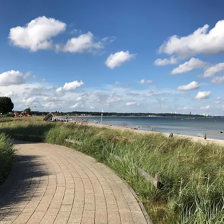 Res 408 - Residenz - Teilseeblick Daire